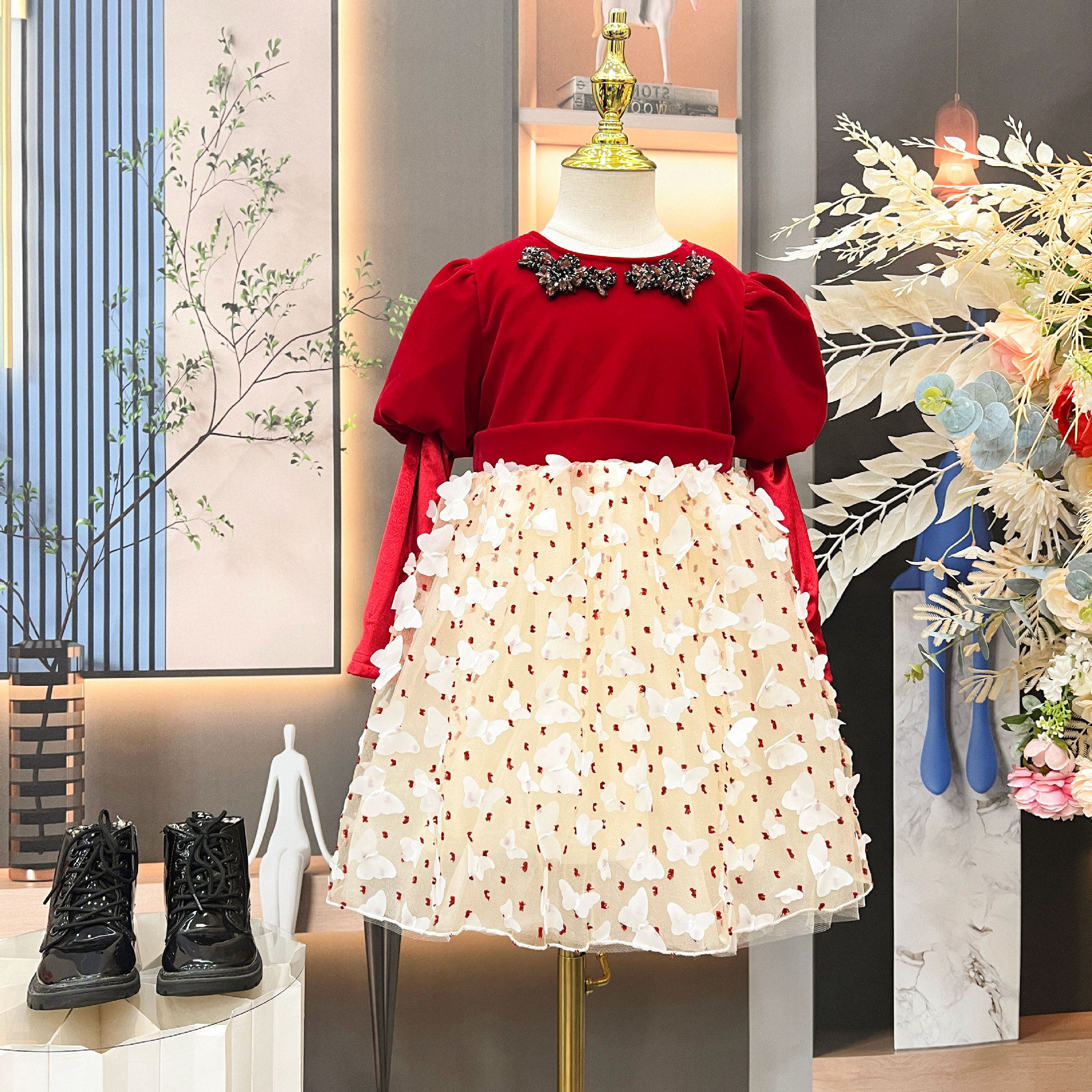 儿童秋冬季加绒连衣裙蝴蝶蓬蓬裙礼服公主立体蕾丝蝴蝶结