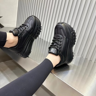 休闲百搭增高显脚小单鞋 轻便厚底皮面阿甘老爹鞋 ins潮女2026春季