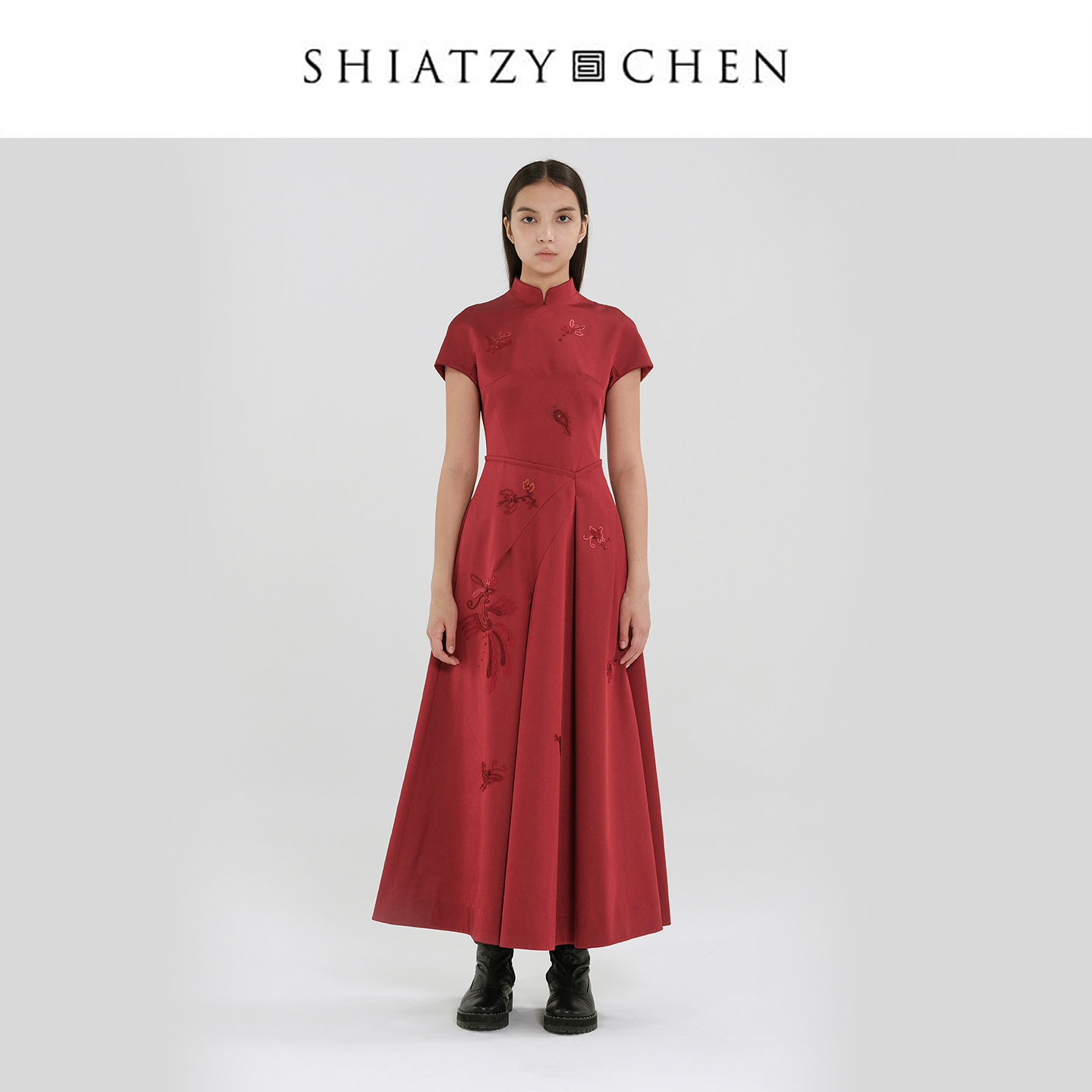 SHIATZY CHEN/夏姿·陈无边系列丝毛混纺立领刺绣连衣裙659385