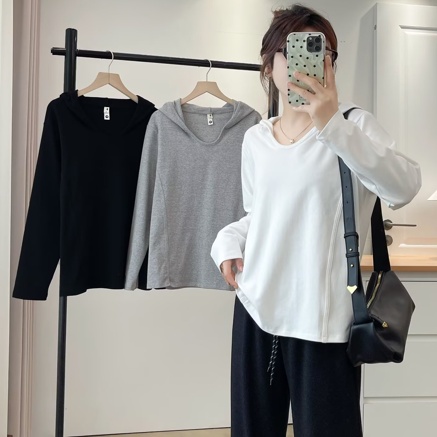 大码胖mm韩版休闲百搭简约连帽套头衫女秋季新款长袖打底上衣701