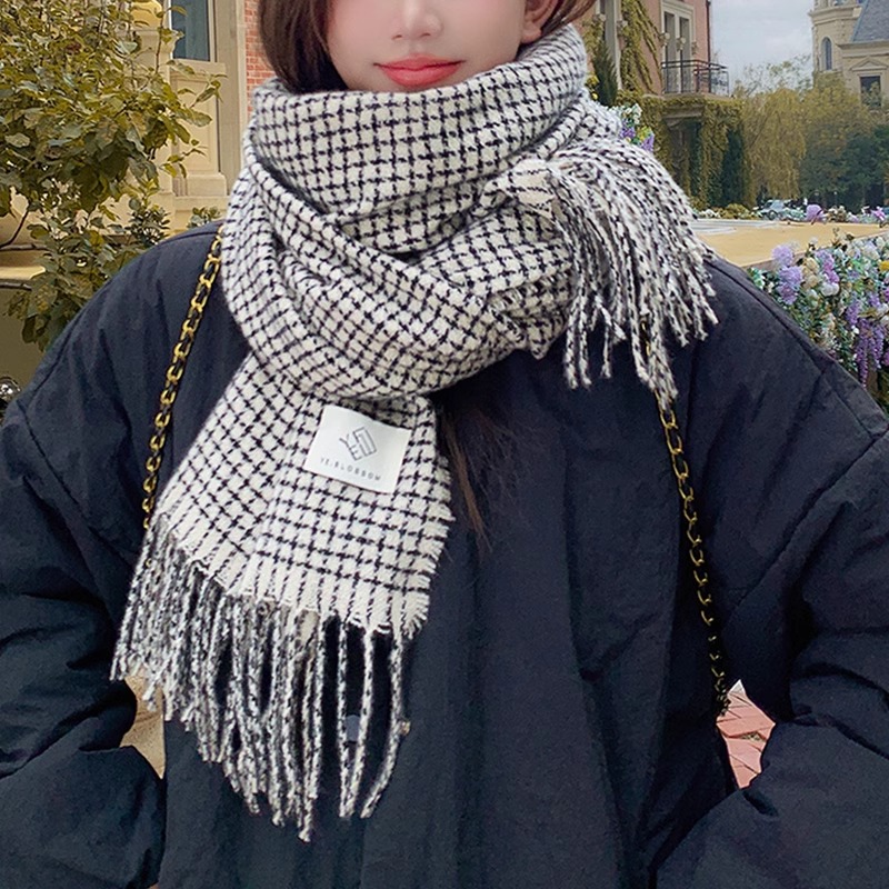 气质百搭格纹流苏围巾女2025年秋冬季新款韩版外搭披肩高级感围脖