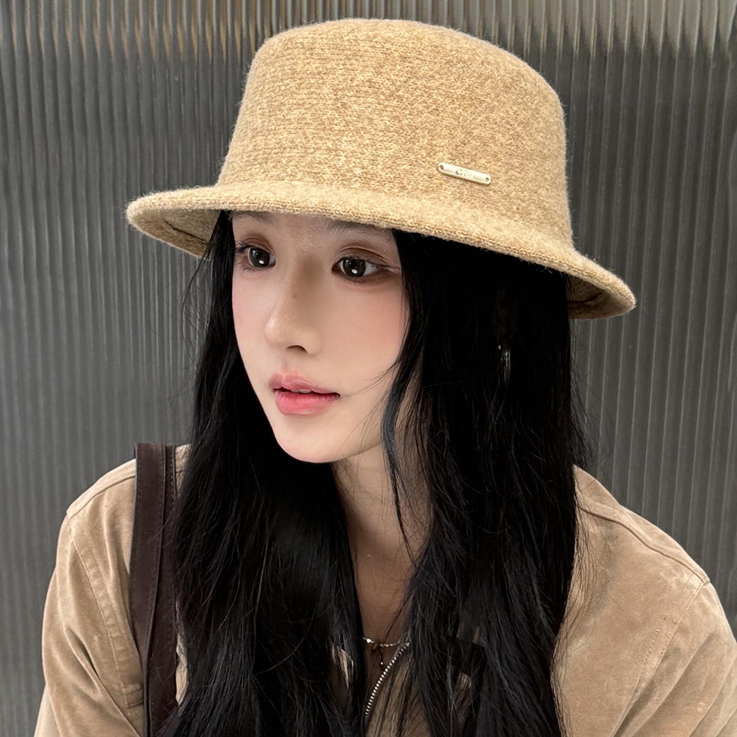 老钱风宽檐显脸小帽子女款秋冬季新款百搭防风保暖礼帽优雅平顶帽