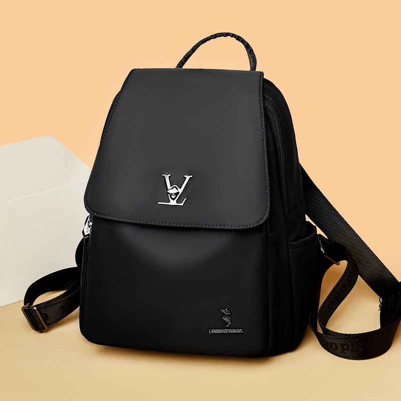 轻便大容量牛津布女士双肩背包