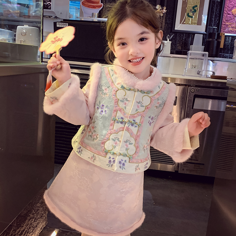 古装格格服女孩新中式拜年服