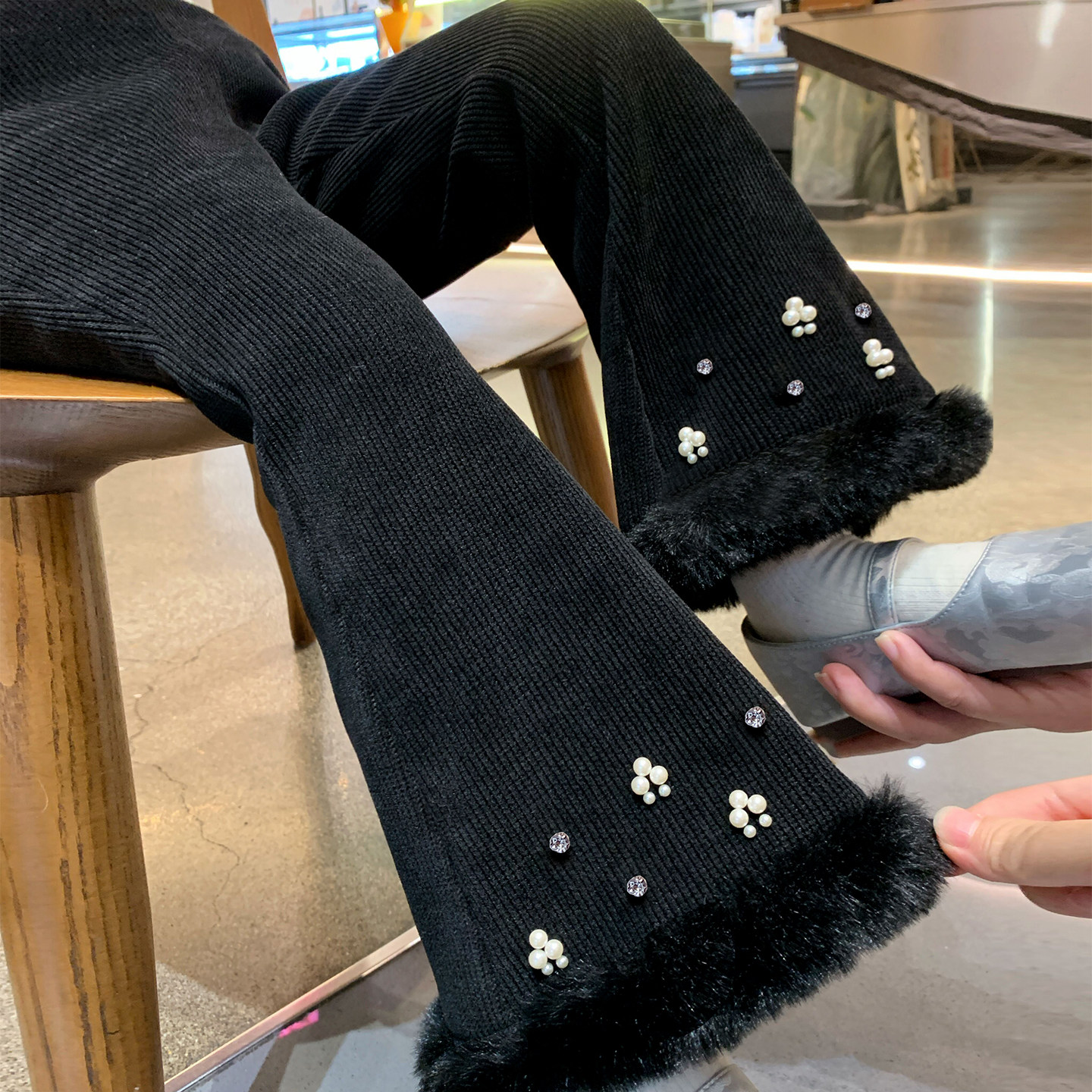 【时髦腿精】一体绒雪尼尔喇叭裤