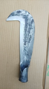 商品名称巡山刀横刀口5公分,竖刀口17公分重量0.8斤 夹钢制作