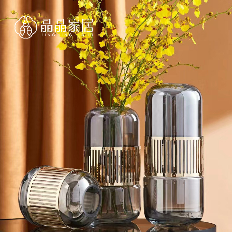 轻奢风客餐厅软装饰品玻璃花瓶