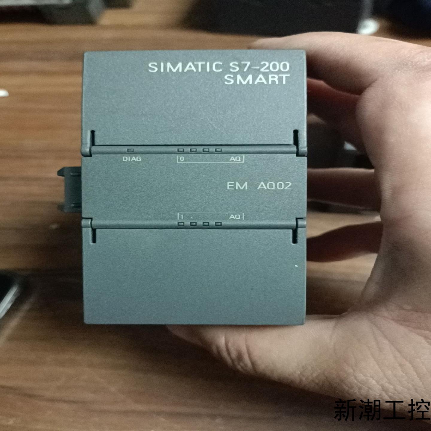 西门子PLC模块型号EM AQ02现货一台成色如图功能完好二议价商品