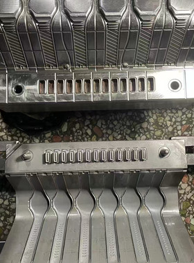 表带杂件厨具成人用品宠物玩具硅胶橡胶氟橡胶模具加工制造成型