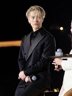 CPH新款潮牌男士礼服西服外套黑色双排扣西装外套休闲戗驳领上衣