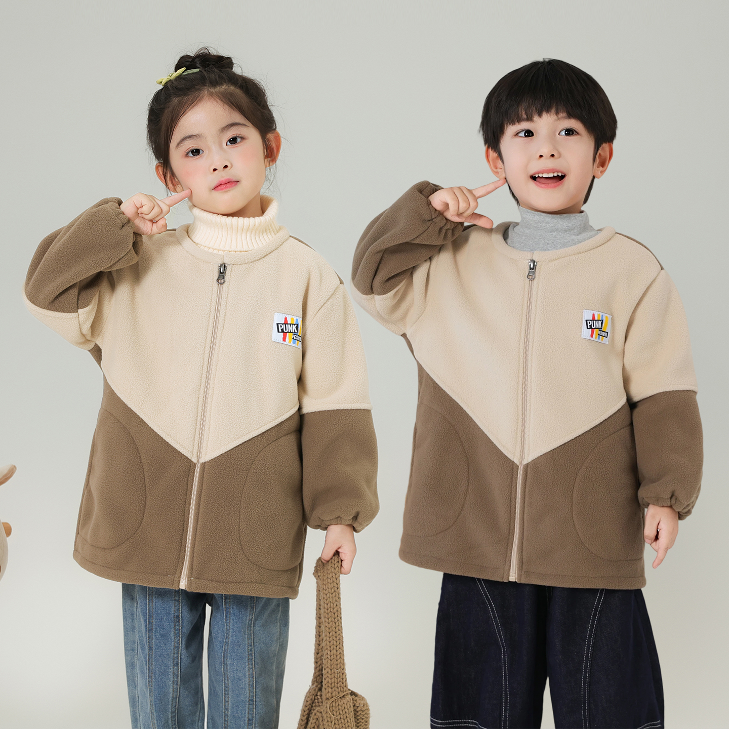 男女童秋冬撞色摇粒绒罩衣