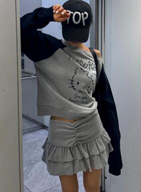 卡通印花露肩卫衣女2024秋冬新款韩版休闲宽松慵懒拼色套头上衣