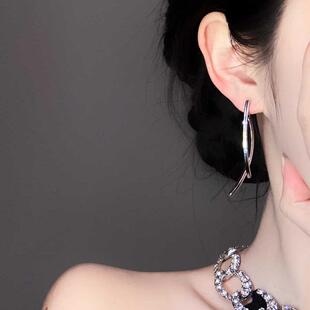 「相遇星轨」大嫂同款交叉气质蚊香盘耳夹无耳洞夸张方圆脸耳钉银