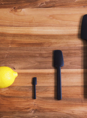 Good design|黑色系列 日本Blanche一体成型硅胶奶油抹刀迷你刮刀