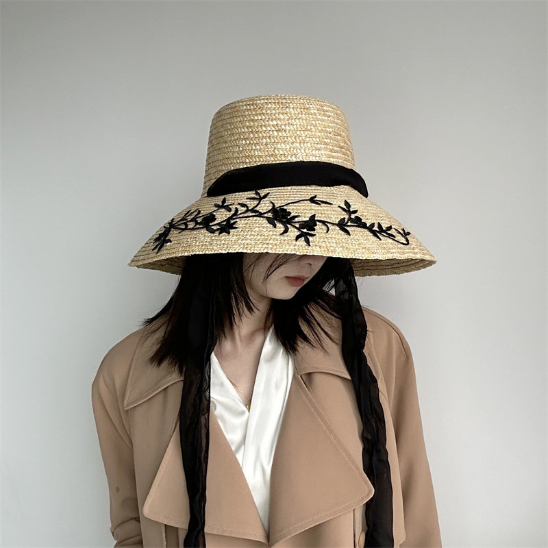 小众设计印花刺绣绑带麦秆草帽女夏季出游大帽檐遮阳防晒沙滩帽子