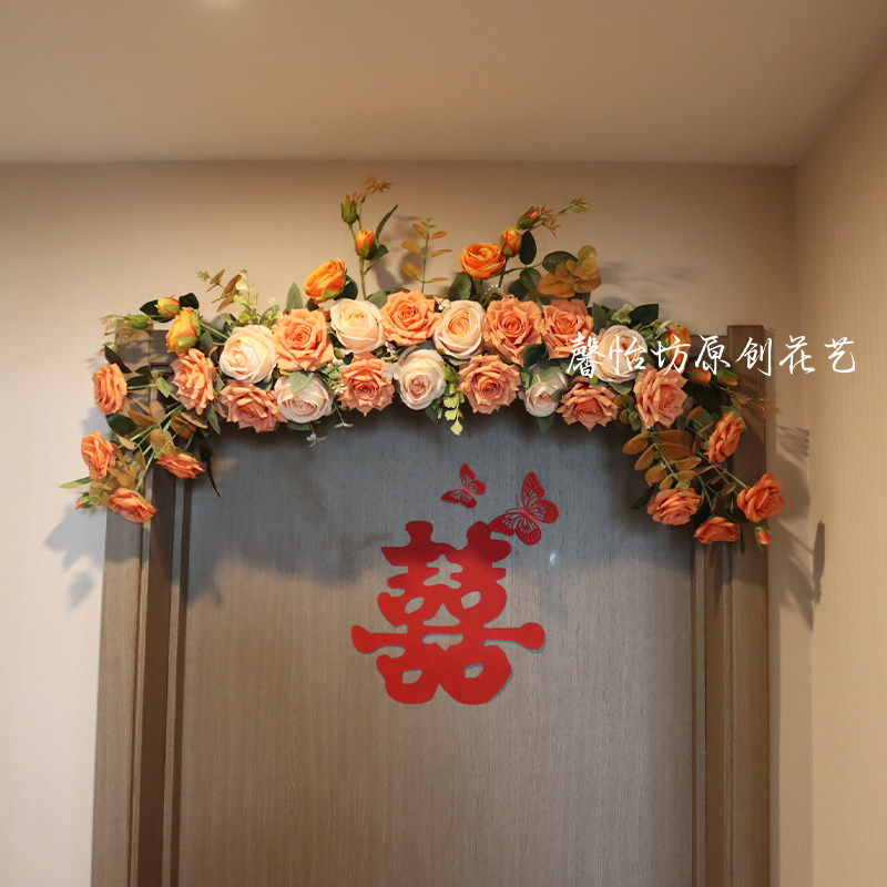 结婚婚房装饰门头花屋顶拐角花艺