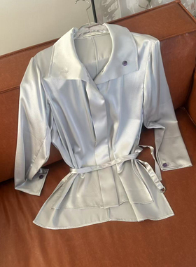 蘑菇英国代购 TYZHURA 25春夏 浅灰色侧开衩真丝衬衫 S码胸围100