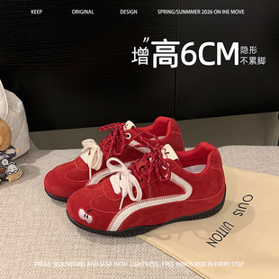 红色德训鞋女款2026年春季新款厚底软底爆款内增高巨好看阿甘鞋子