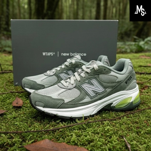 NB2010联名WTAPS跑步鞋