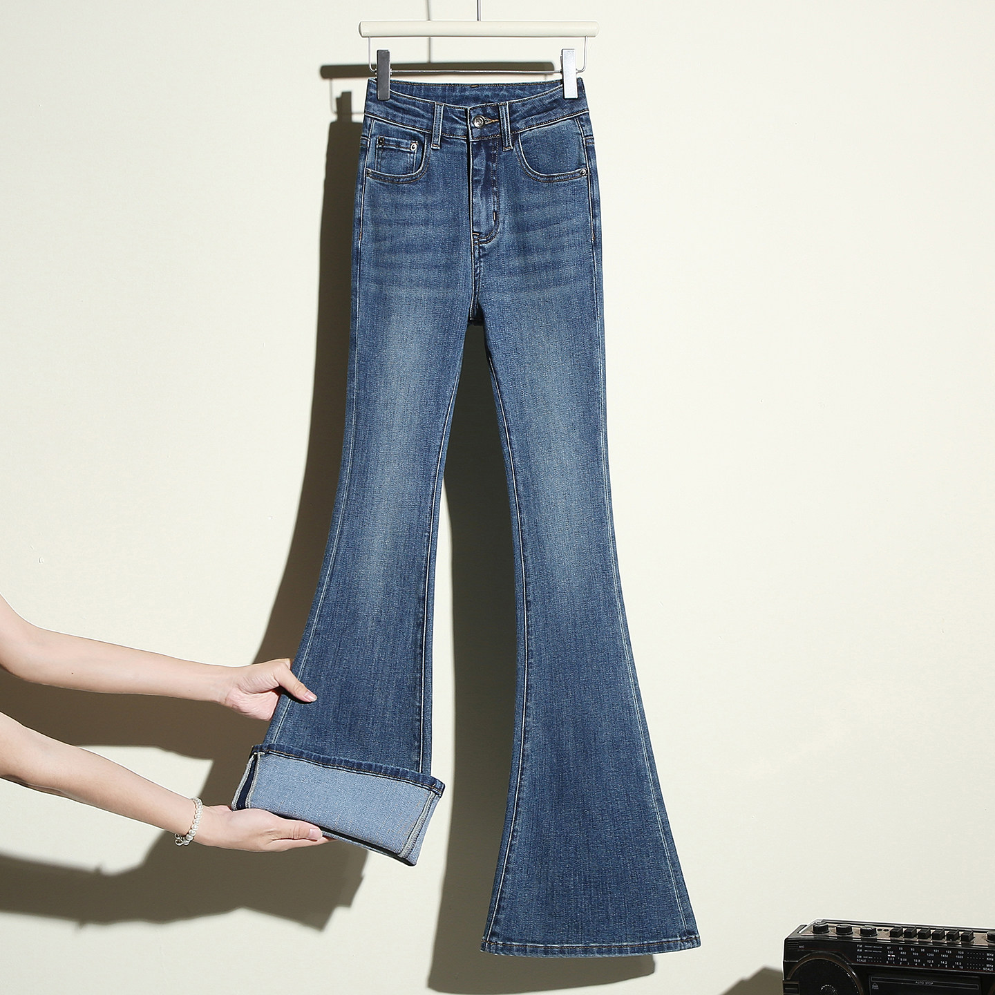 it :CHOCOOLATE蓝色紧身微喇牛仔裤女高腰修身显瘦弹力拖地喇叭裤