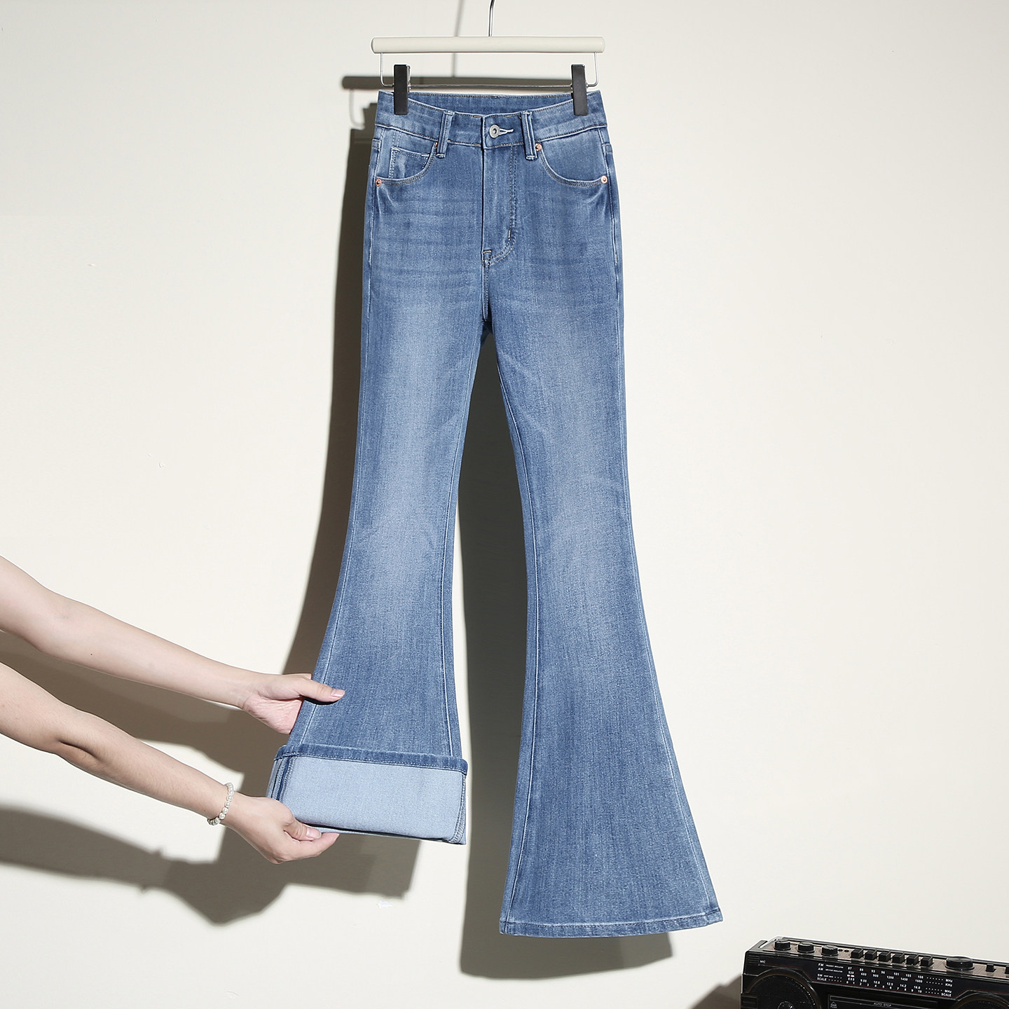 it :CHOCOOLATE蓝色紧身四面弹微喇牛仔裤女高腰显瘦弹力喇叭裤子