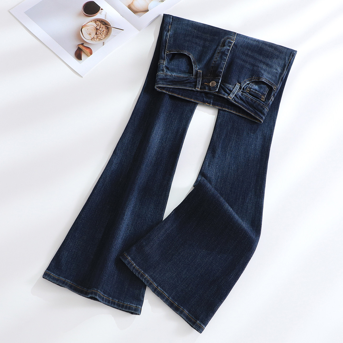 it :CHOCOOLATE深蓝色紧身微喇牛仔裤女高腰修身显瘦弹力喇叭裤子