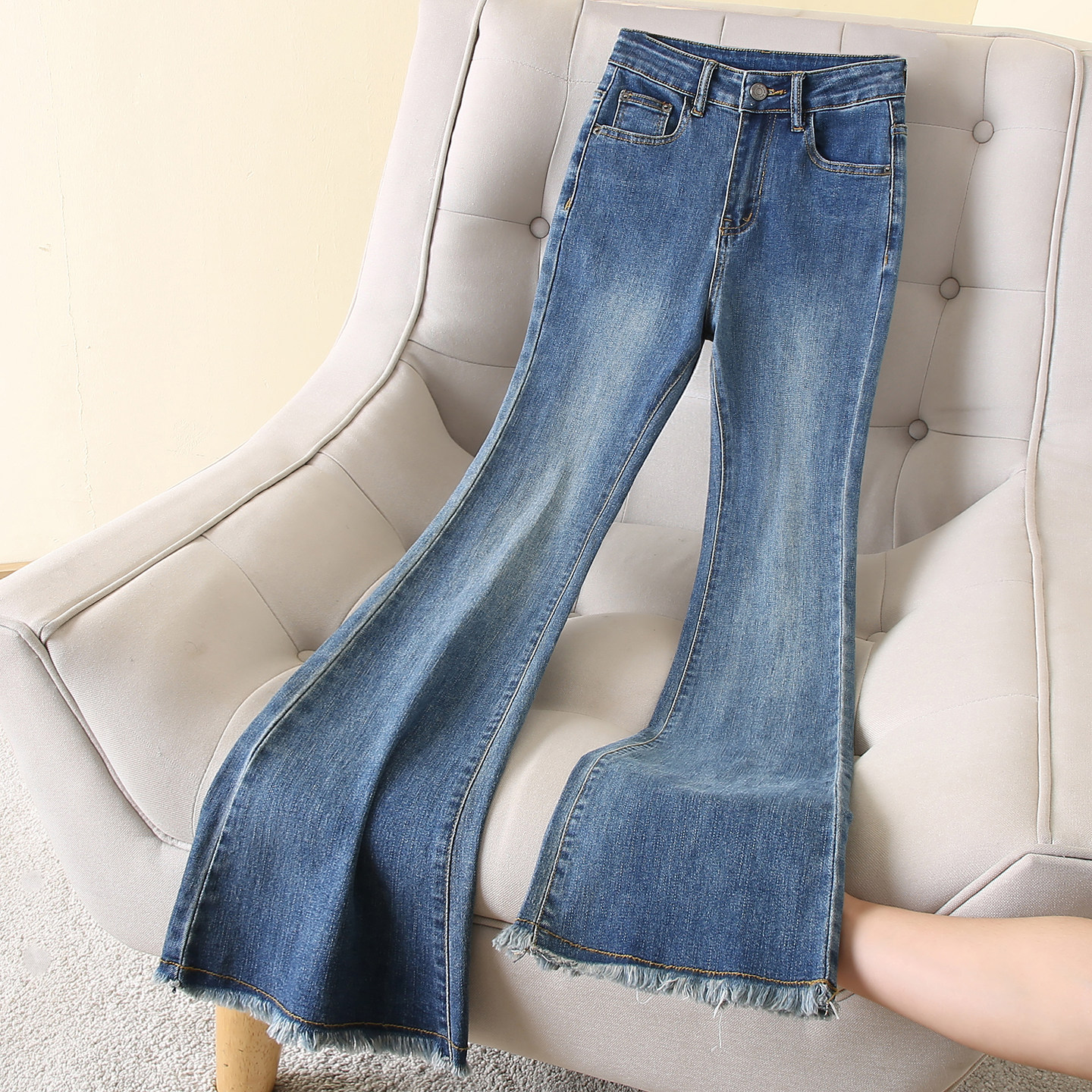 it :CHOCOOLATE蓝色毛边紧身微喇牛仔裤女高腰修身显瘦弹力喇叭裤