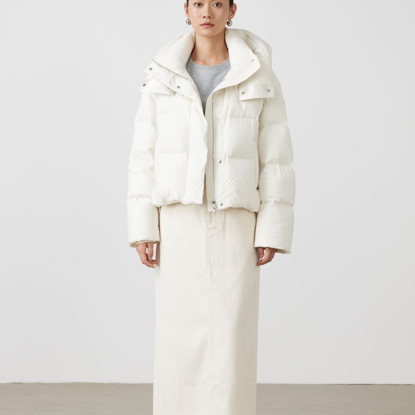 泡芙连帽女士冬季加厚短款鹅绒服