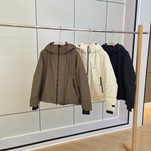 冬季新款90白鹅绒轻户外连帽羽绒服夹克女冬季防水保暖羽绒服外套