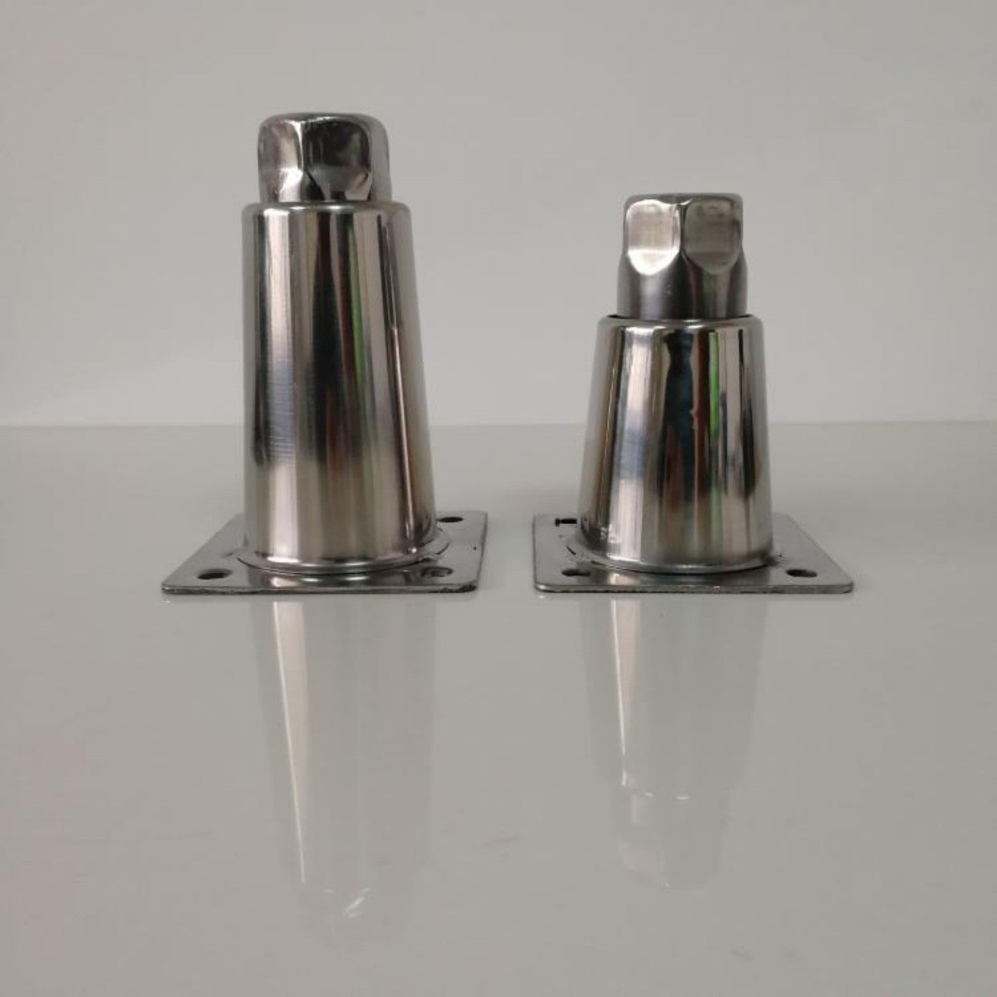 不锈钢重力脚 方板工作台奶茶柜荷台吧台冰箱冷柜可调节承重腿,基础建材,家具脚垫,淘宝优惠券,粉丝福利购,淘宝优惠卷