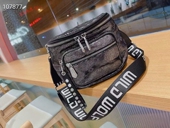 野狼部落 別緻獨特馬鞍包女洋氣百搭單肩斜挎包 TRIBE WILD WOLF