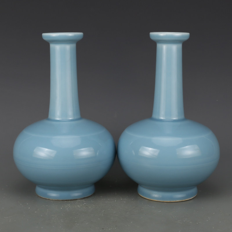 乾隆天蓝釉锥把瓶一对古董古玩景德镇仿古做旧瓷器收藏品摆件
