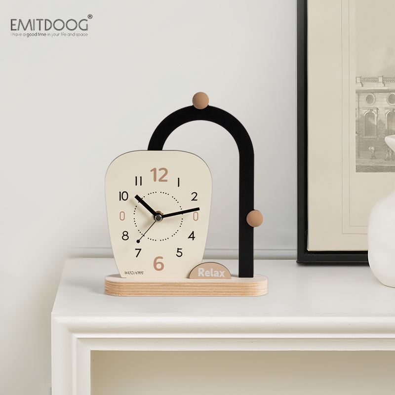 客厅玄关高级感时钟摆件