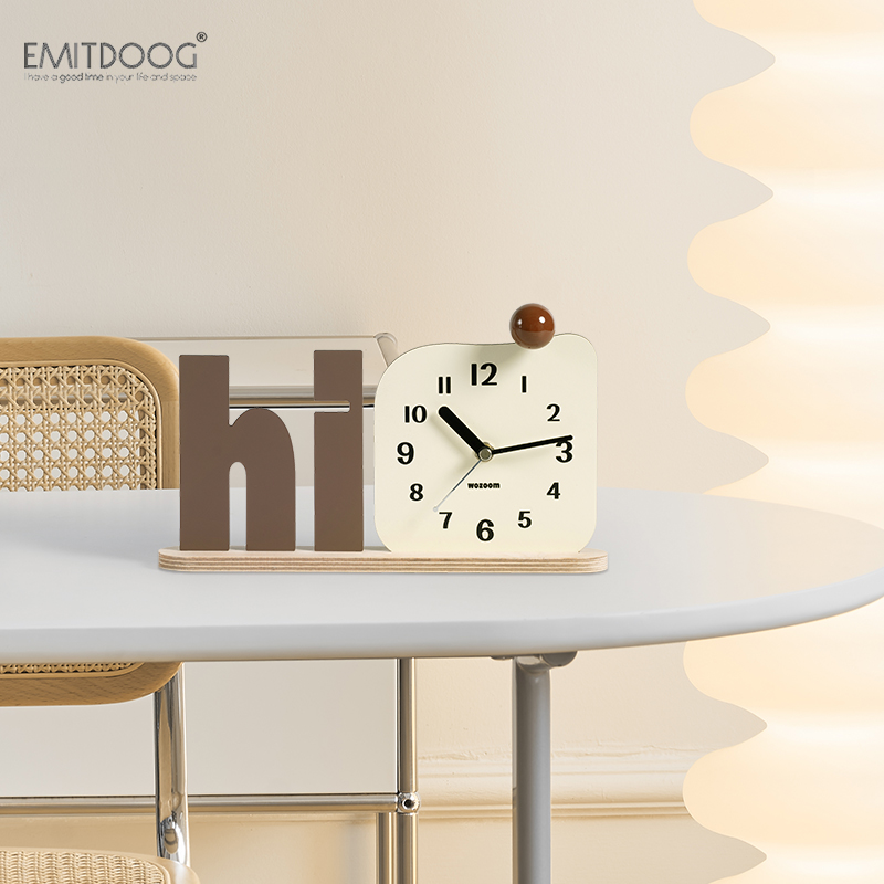 家居客厅玄关创意时钟摆件