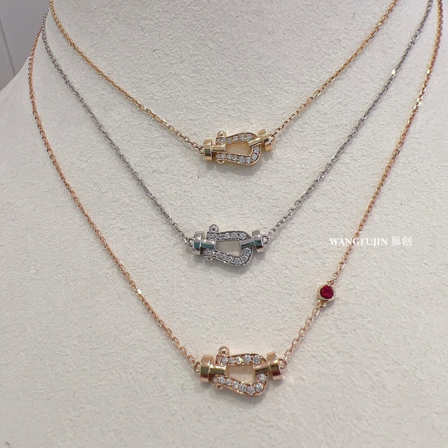 法国马蹄扣红宝石项链 女18K玫瑰金小号锁骨链纯银钻石高级感礼物