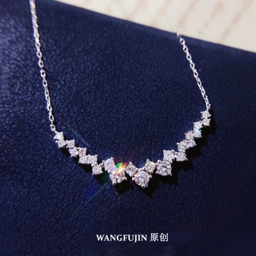 繁星满钻微笑项链高级感