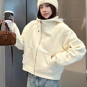 欧货加绒连帽卫衣外套女短款2024新款拉链休闲小个子爆款长袖上衣