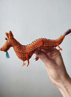 Ciciglobuy小众设计师手工布艺刺绣创意龙胸针装饰品龙年装饰品玩