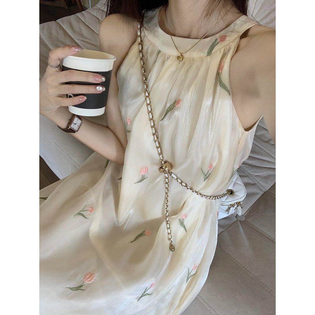 茶歇法式甜美碎花连衣裙女早春温连衣裙