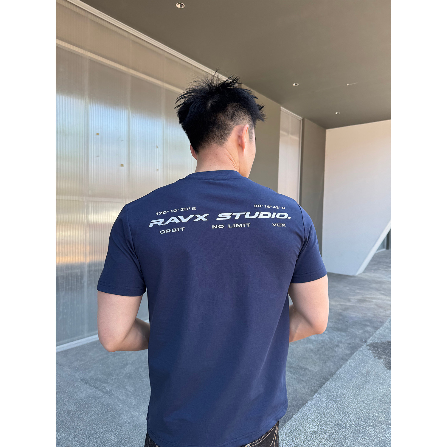RAVX【经纬度】凉感索罗娜短袖男夏季小领口美式印花健身训练T恤