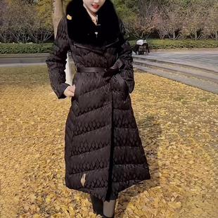 原创抖音同款2025冬加厚保暖白鸭绒羽绒服女装妈妈长款狐狸毛外套