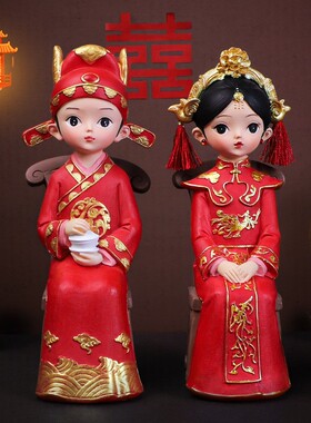 2026新郎新娘系列摆件中式婚礼树脂工艺品装饰摆件送情侣创意婚庆