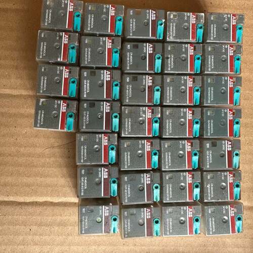可维修 CR-M024DC3L继电器，24VDC，10A 2议价