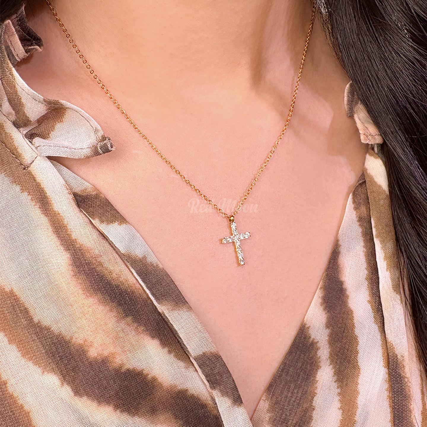 金色十字架吊坠项链女锆石欧美辣妹爆闪锁骨链轻奢高级感镶钻项链