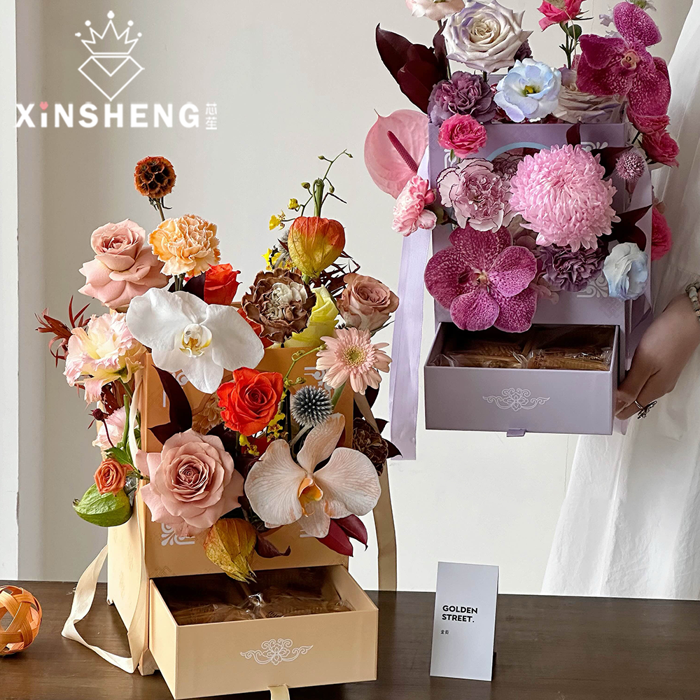 芯苼月夕花朝花盒传递美好祝愿