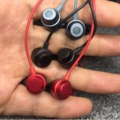 高颜值k歌通话耳机 耳机大师调音 高端大牌入耳式 三色可选经典