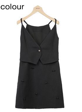 oldcolour黑色吊带连衣裙秋季V领气质百搭短裙女O33104149-899