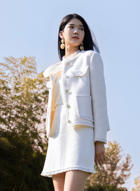 NUTS秋冬高级感名媛法式设计小香风手工呢料短外套4421502A1-1599