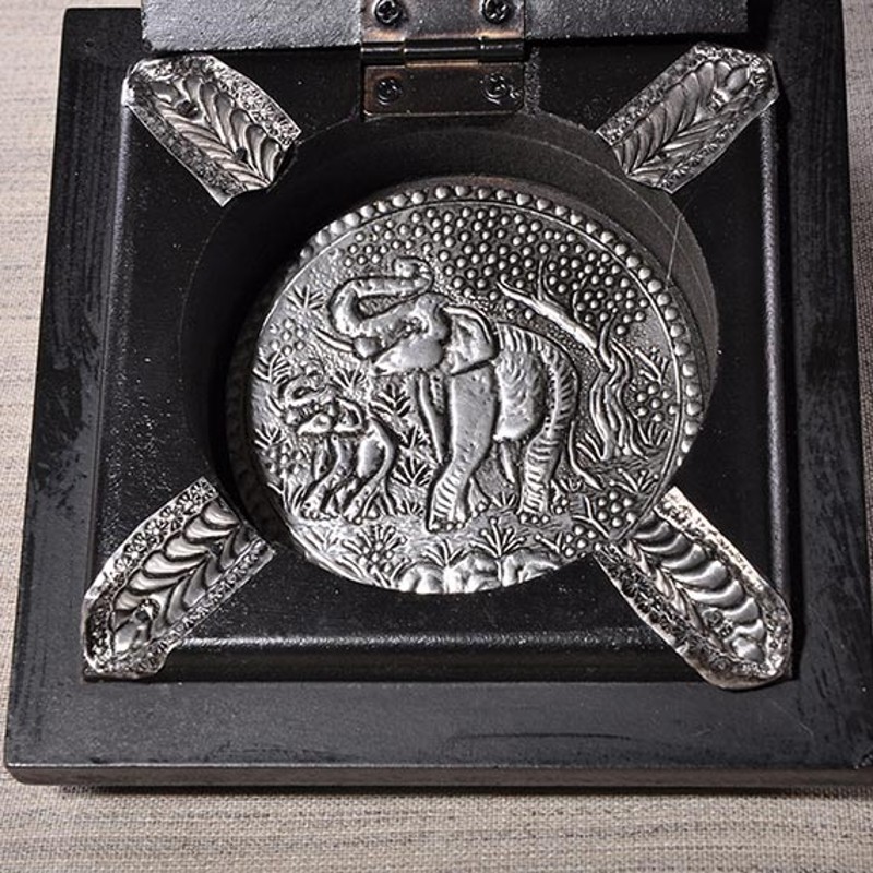 新款实木烟灰e缸大号带盖木质烟缸 创意个性泰式复古高档客厅烟灰