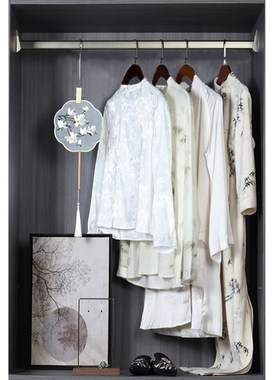 新款新中式风衣帽间软装摆t件品草编包包古典梳妆台托盘套装样板